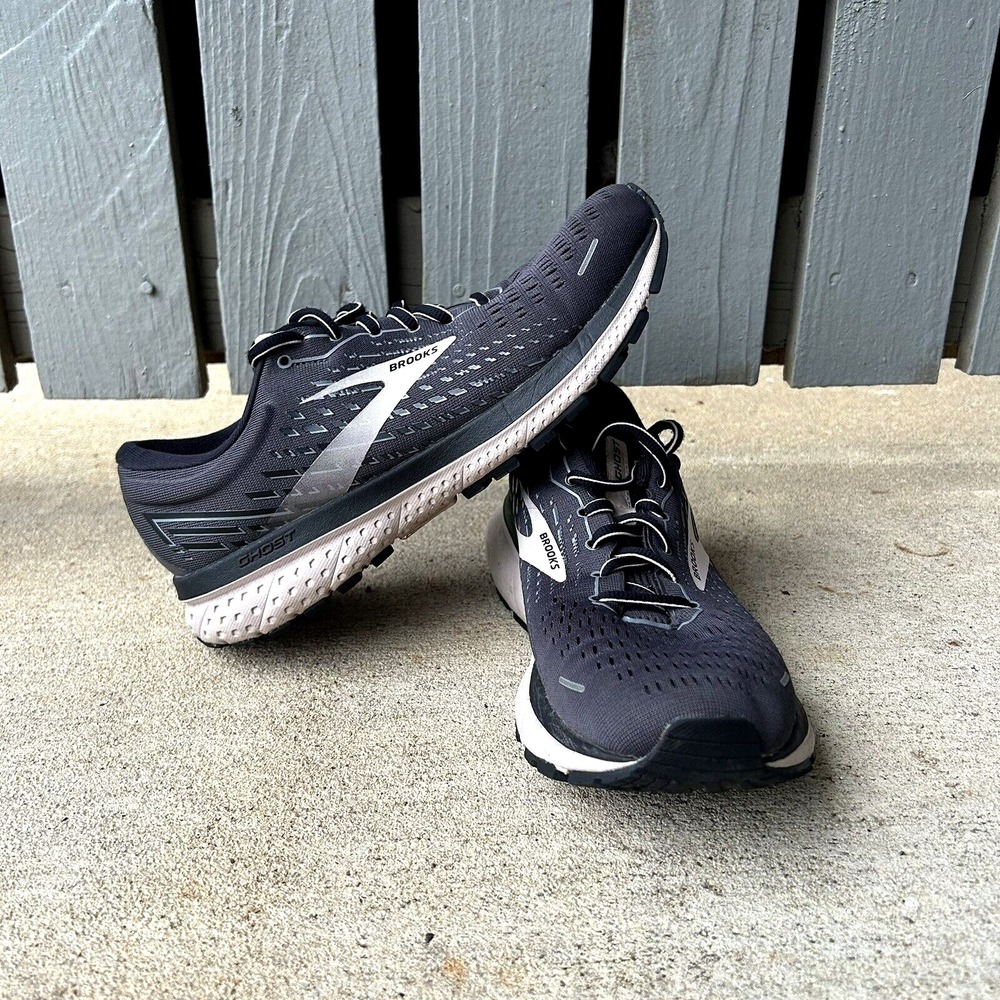 Brooks Ghost 13 Women's Size 9 Gray/Pink Running Sneakers Summer Great Condition